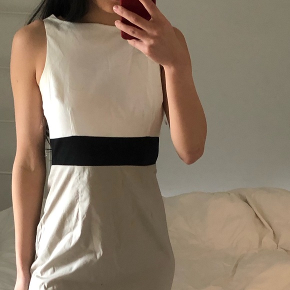 Black and white dress - Picture 2 of 5